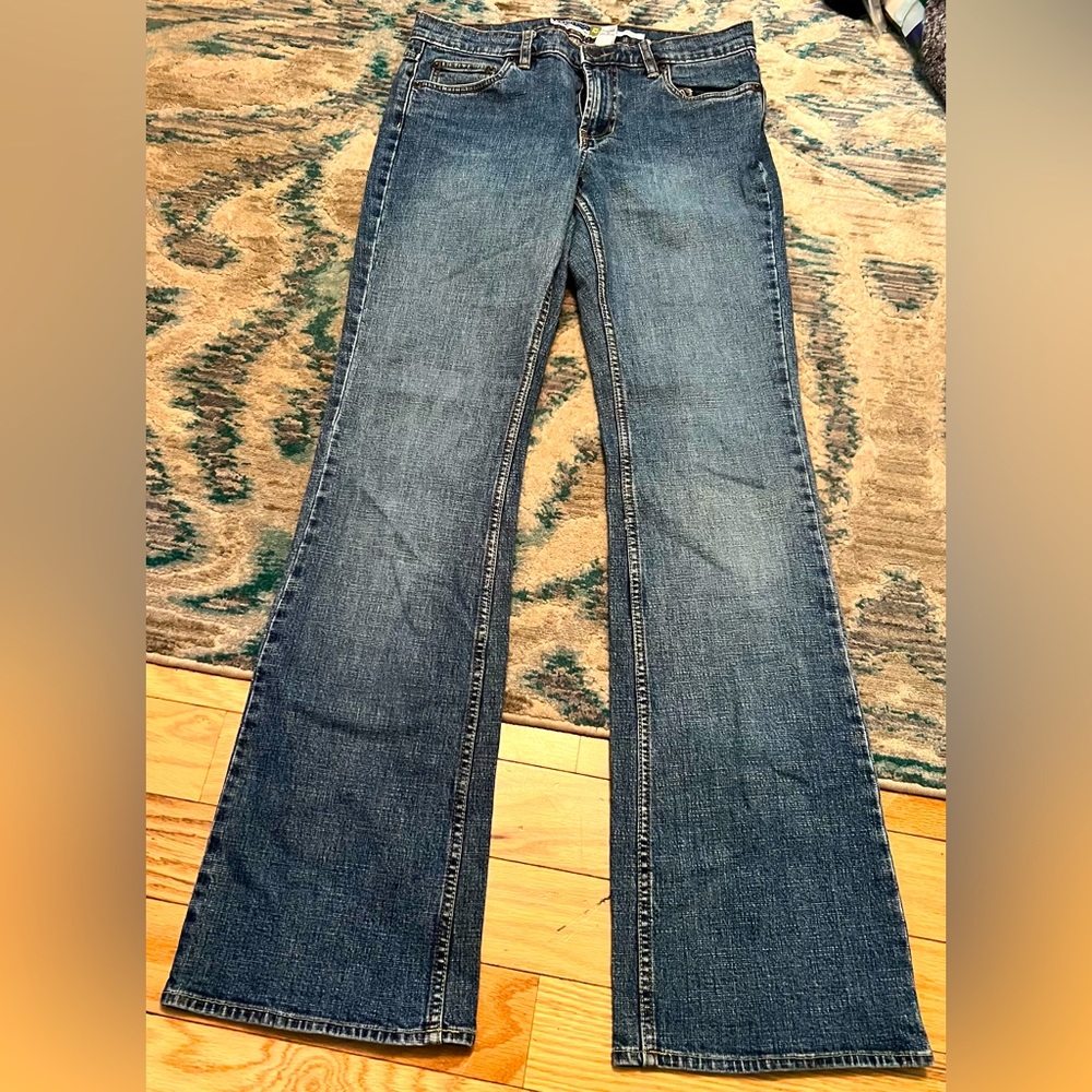Old Navy Bootcut Low-Rise Jeans, Size 8 Long, Great Condition, Smoke-Free Home